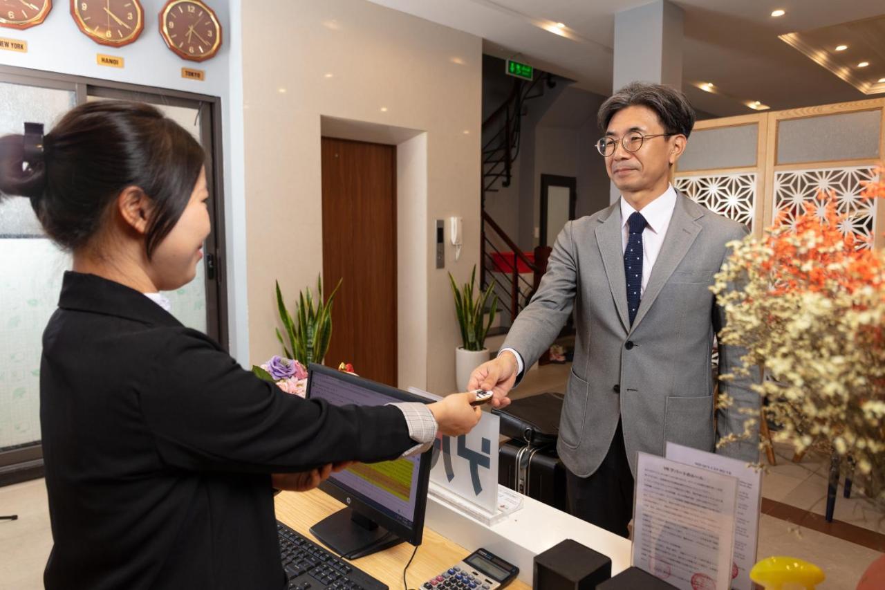 Yr Hotel & Apartments ハノイ市 エクステリア 写真